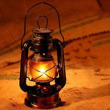 Load image into Gallery viewer, Retro Classic Kerosene Lamp